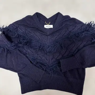 MUVEIL 네이비 프린지 V넥 스웨터 M 사이즈