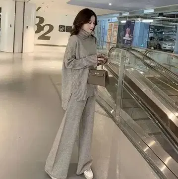 그레이 터틀넥 니트 스웨터 세트