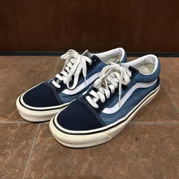 Vans 네이비 스니커즈