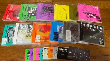 BiSH 12개월 연속 발매 CD & 스티커 세트