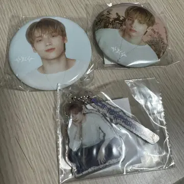 TXT 캡슐 토이 act tomorrow 캔뱃지 아크링 키링