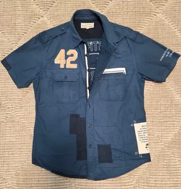 AVIREX 다크 블루 반팔 셔츠