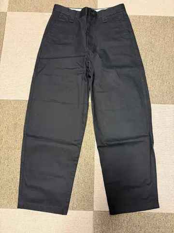 UNIQLO U 와이드 핏 치노 팬츠 블랙 79cm 미사용 새상품급