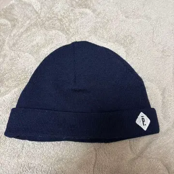 PIGALLE 네이비 니트 모자 롤업 비니