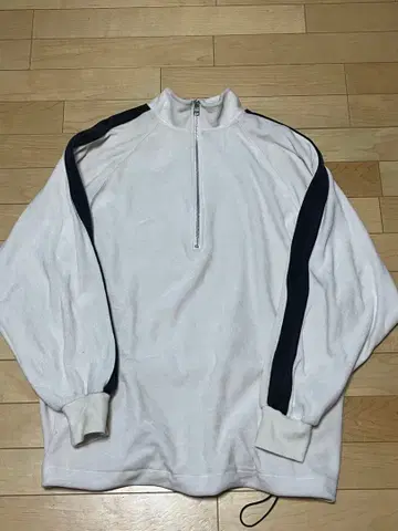 JEANASIS 벨벳 라인 하프 ZIP 풀오버