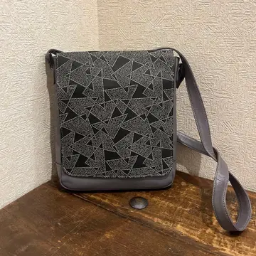 고도인전 숄더백