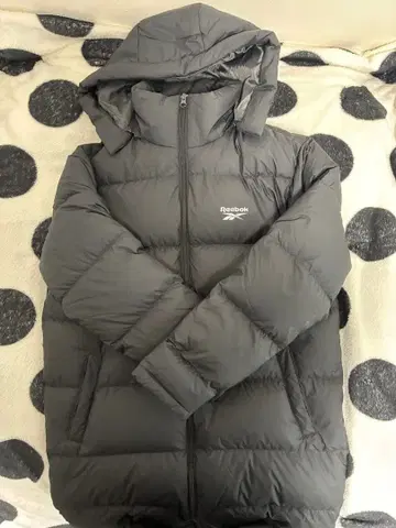 Reebok 후드 부착 다운 자켓 L 블랙
