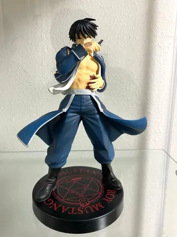 강철의 연금술사 로이 머스탱 피규어