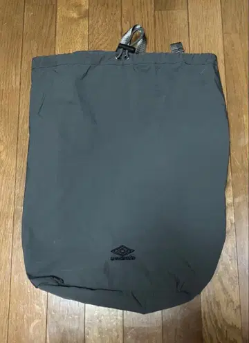 엄브로 UMBRO 나일론 냅색 그레이