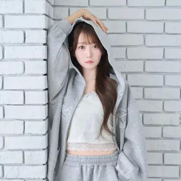 로제 뮤즈 후드티