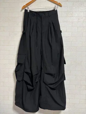 [Anui] 턱 파라슈트 팬츠