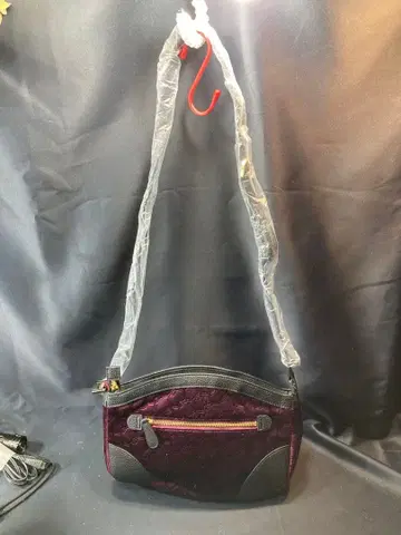 퍼플 패브릭 가죽 숄더백