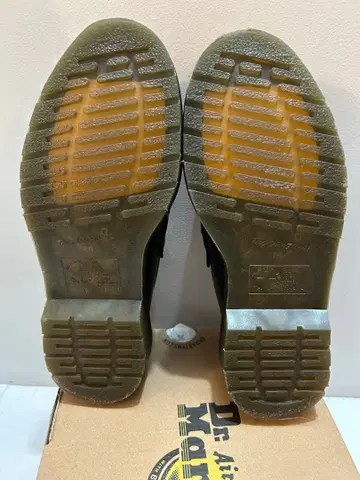 닥터 마틴 블랙 태슬 로퍼