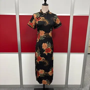 꽃무늬 차이나 드레스 반팔 미디 블랙