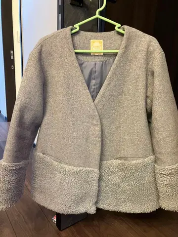 그레이 보아 코트