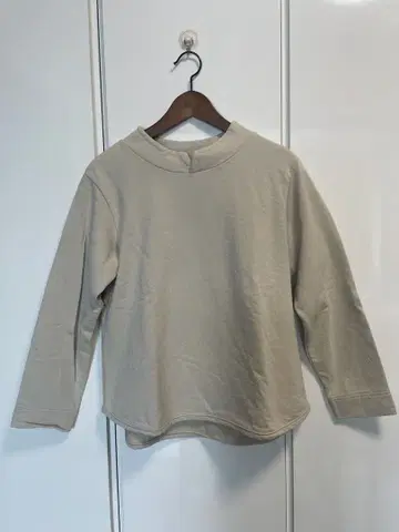 새상품급 팔라스 팰리스 풀오버