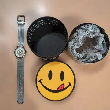 JOEBOXER 스마일리 페이스 손목시계