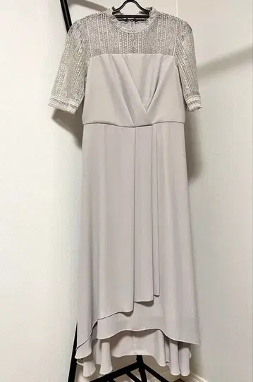 오케이션 드레스