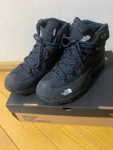 THE NORTH FACE 등산화 블랙