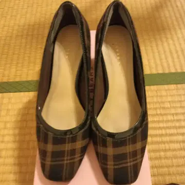 체크 무늬 하이힐 펌프스 22.0cm