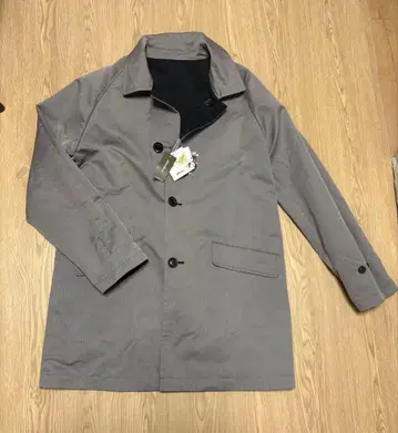 Eddie Bauer 새상품! 리버서블 아우터 L 사이즈 발수?