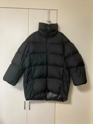 미사용 새상품 유니클로 유 오버 사이즈 다운 자켓 블랙 L 울트라 웜