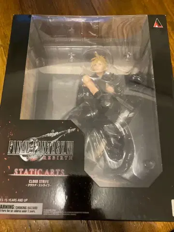 파이널 판타지 VII 리버스 스태틱 아츠 클라우드 스트라이프
