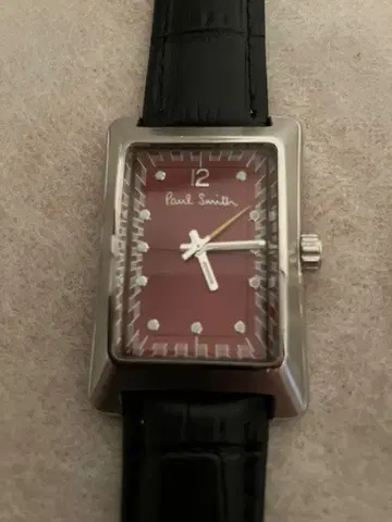 작동 폴스미스 레드 다이얼 남성용 QZ 손목시계