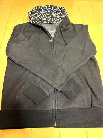 아무로 나미에 LIVESTYLE 88 블랙 후드티 M 사이즈