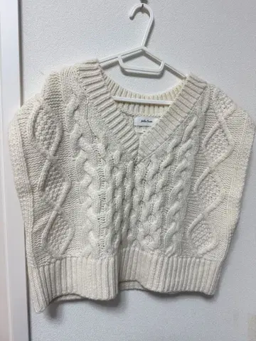 미라 오웬 베스트 니트 베스트 화이트 아이보리 미사용 케이블 니트