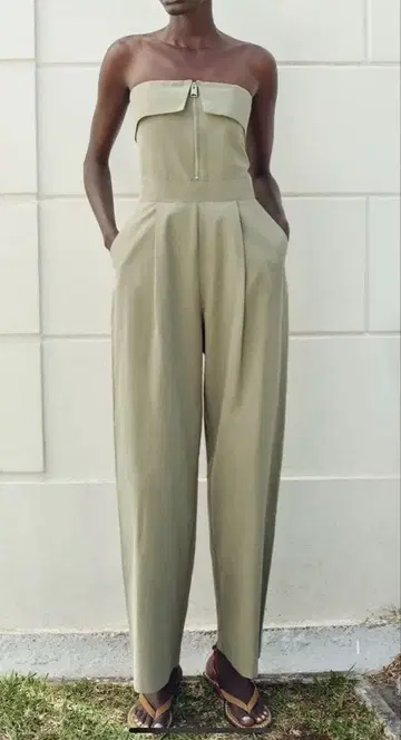 ZARA 지퍼 스트랩리스 점프수트