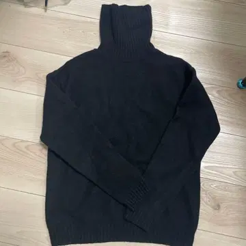 유나이티드 애로우즈 울 캐시미어 터틀넥 니트 블랙 S