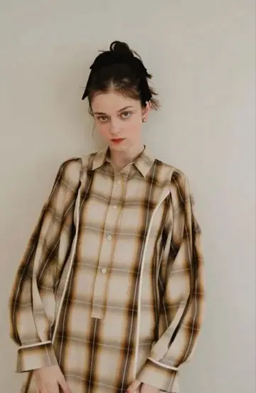 [ PINUE ] 체크 셔츠 원피스 ( IVORY )