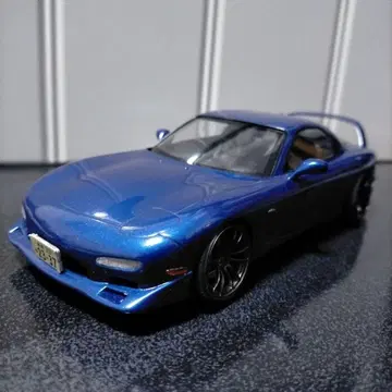 메탈릭 블루 RX-7 1/18