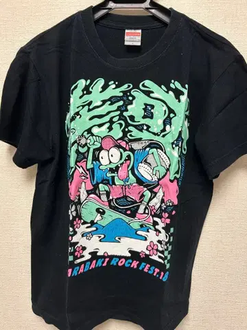 URABAKI ROCK EST.18 티셔츠 S 사이즈 블랙