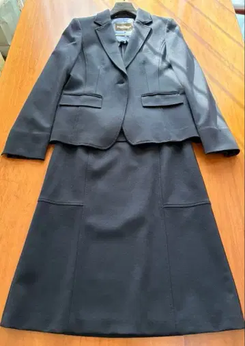 네이비 수트 볼 스튜어트 가을/겨울