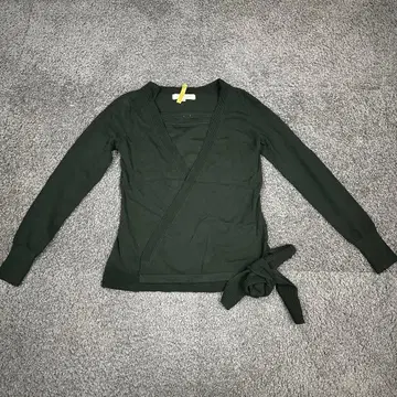 엠프리미에 카슈쿨 니트 앙상블 사이즈 36