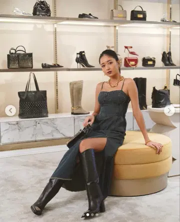 미초파 착용 지미추 다이아몬드 롱 부츠