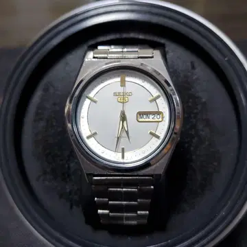 SEIKO-5 AUTOMATIC