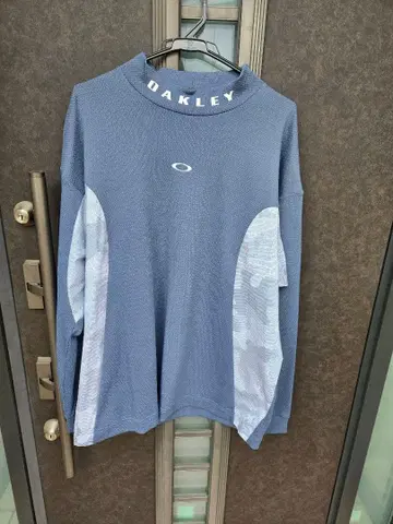 OAKLEY 사이드 PT LS MOCK 와이드 라이트 블루 의류