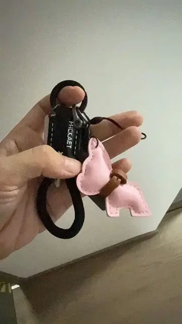 핑크색 곰 모양 키링