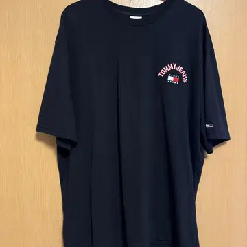 TOMMY JEANS 블랙 T셔츠 L 사이즈