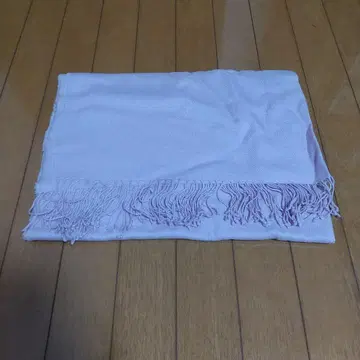 연한 핑크 프린지 스톨