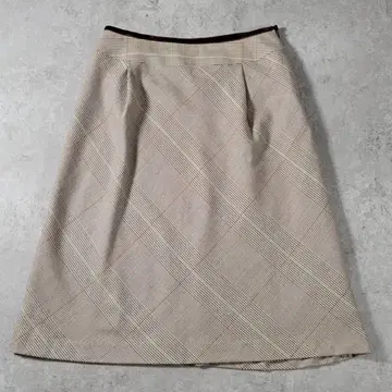 [ 새상품급 ] McGREGOR 맥레거 체크 무늬 플레어 스커트