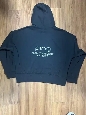 PING 후드 부착 크롭 맨투맨