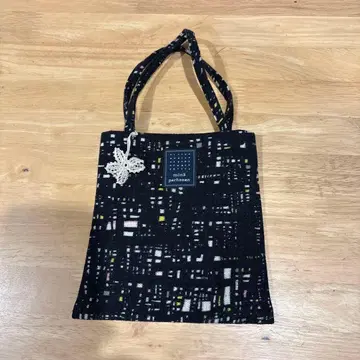 미나 페르호넨 기하학 패턴 미니 핸드백