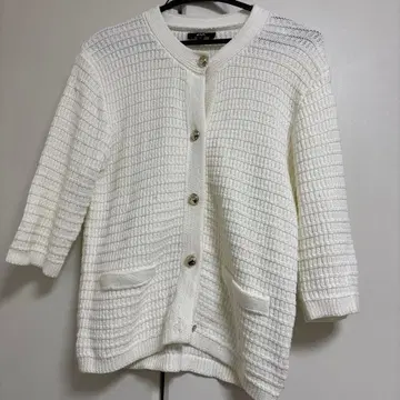 화이트 뜨개질 가디건