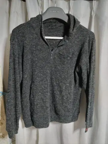 MILKBOY 그레이 후드 부착 맨투맨