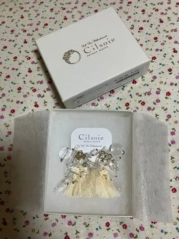 미사용 새상품 Cilsoie 태슬 귀걸이