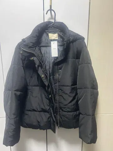 새상품 블랙 패딩 자켓